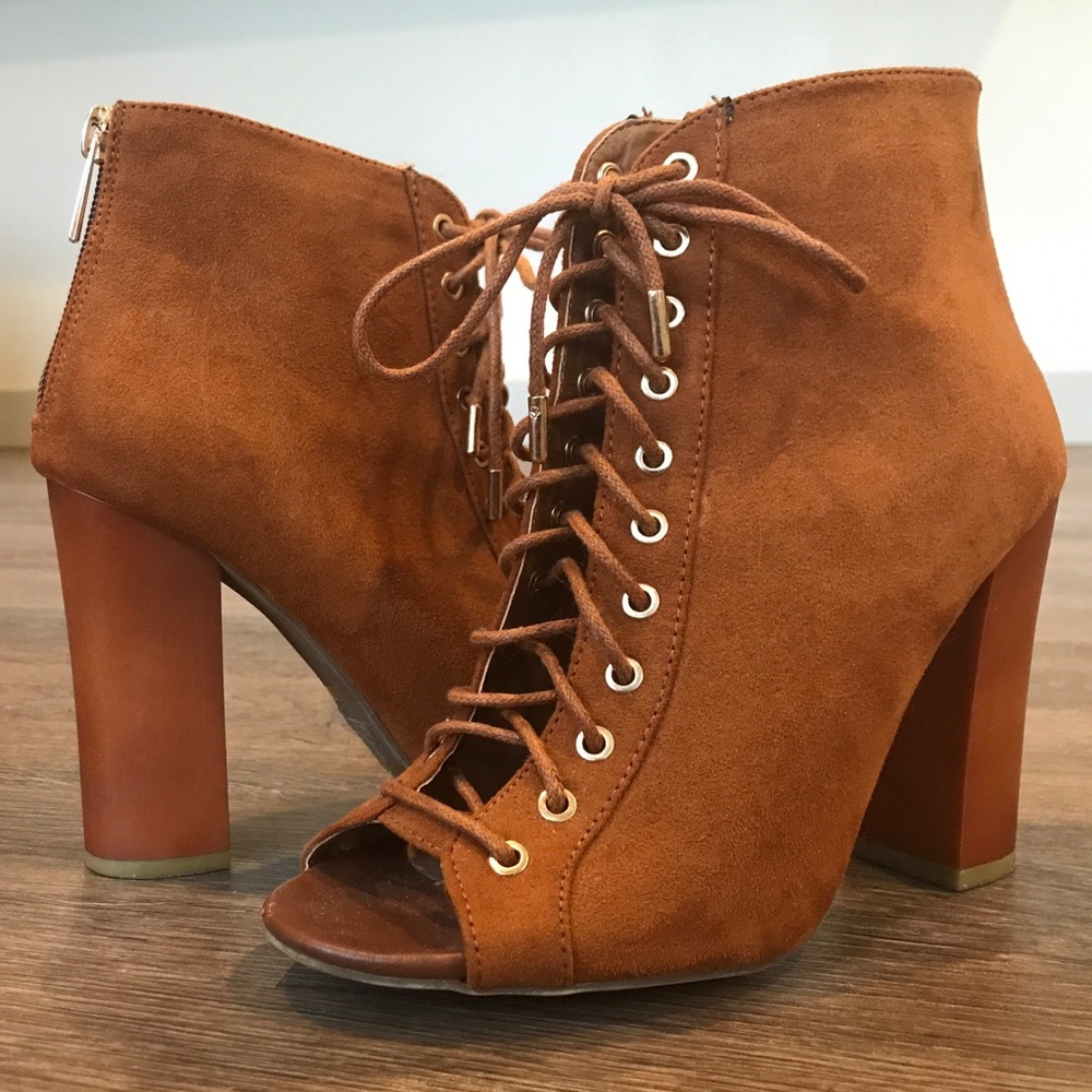 Beautiful Lace up Suede Heel Booties